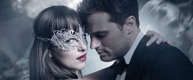 Antifaces para los combos de 50 sombras de Grey en una cadena de cines