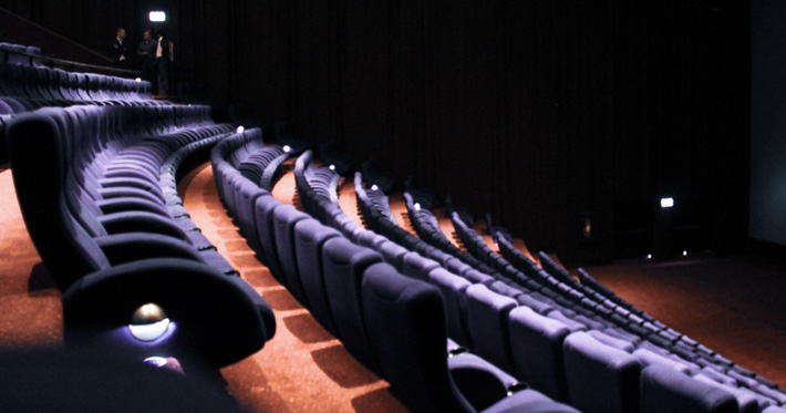 Neuquén reduce el aforo de los cines al 30%